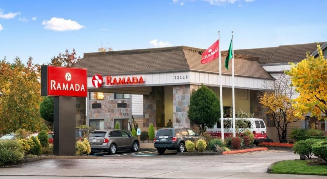 Ramada By Wyndham Kent Seattle Area Hotel Exterior foto